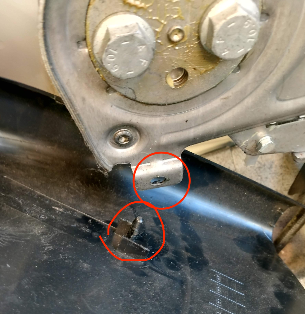 Brake handle cover connector